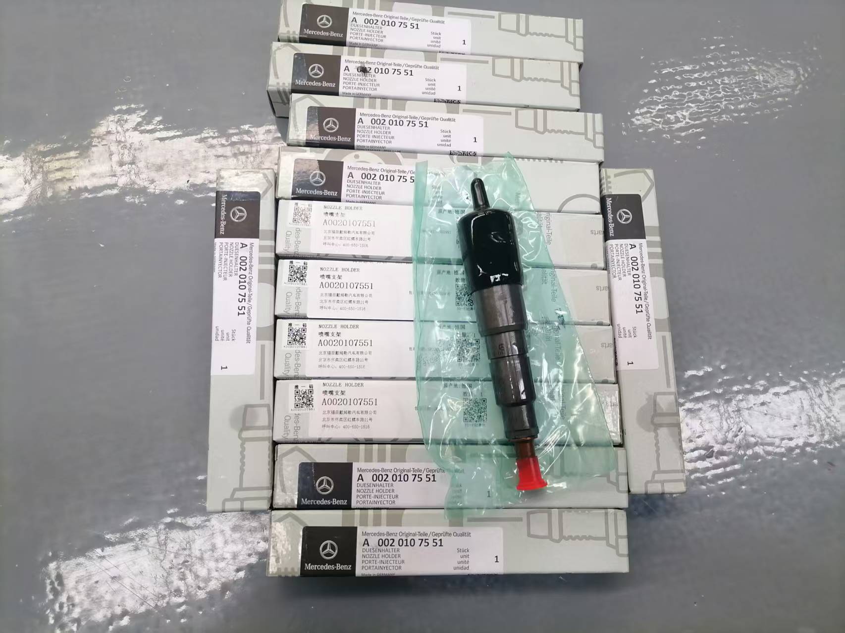 道依茨奔馳OM906發(fā)動機(jī)NOZZEL HOLDER/噴油器/噴油嘴A0020107551